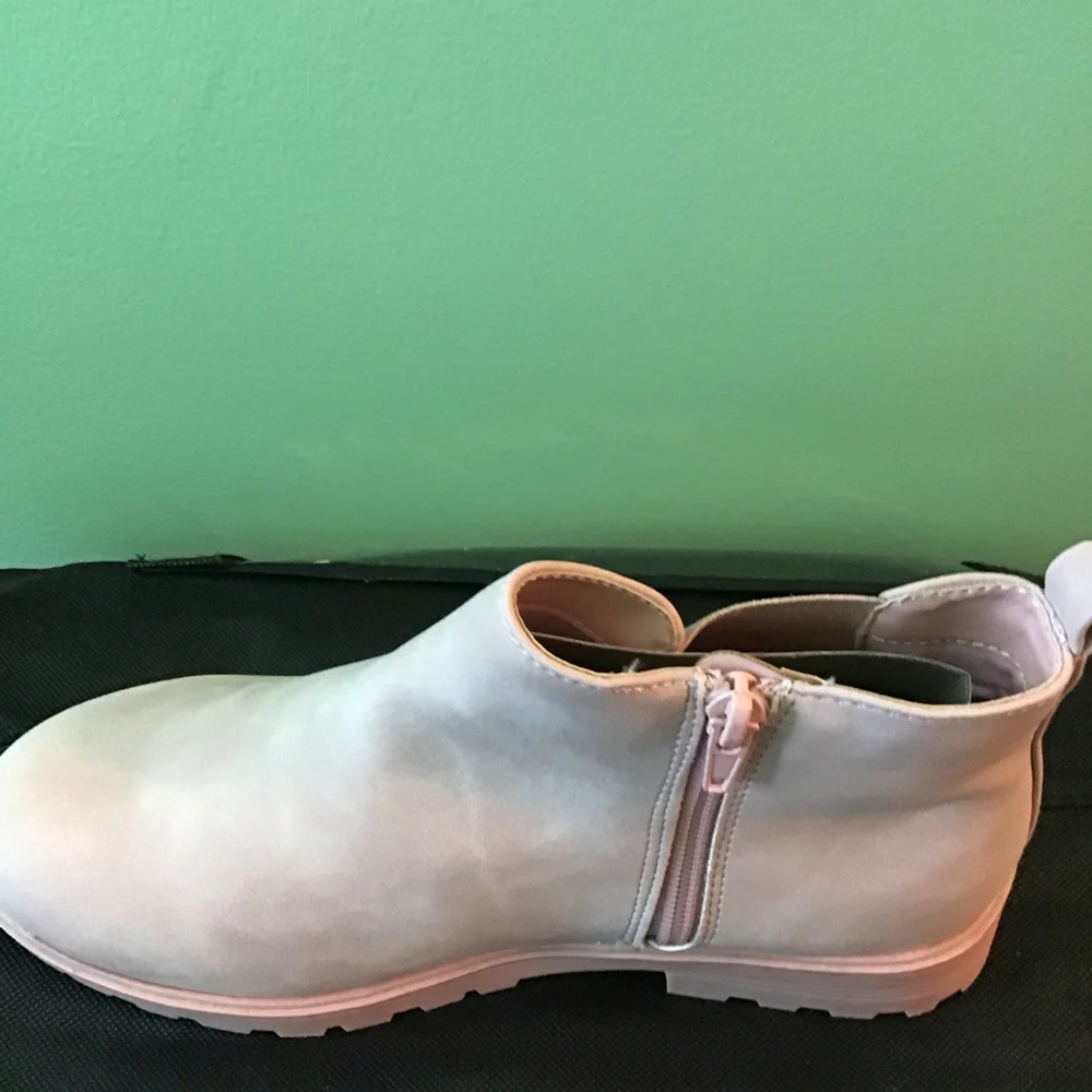 Sugar Caroline Pink‎ Youth Boots Size 5 M Chelsea Bootie Side Zip Lug Sole